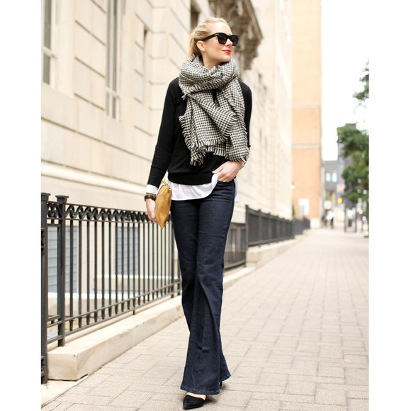 Accessories - •houndstooth blanket scarf/Poncho•